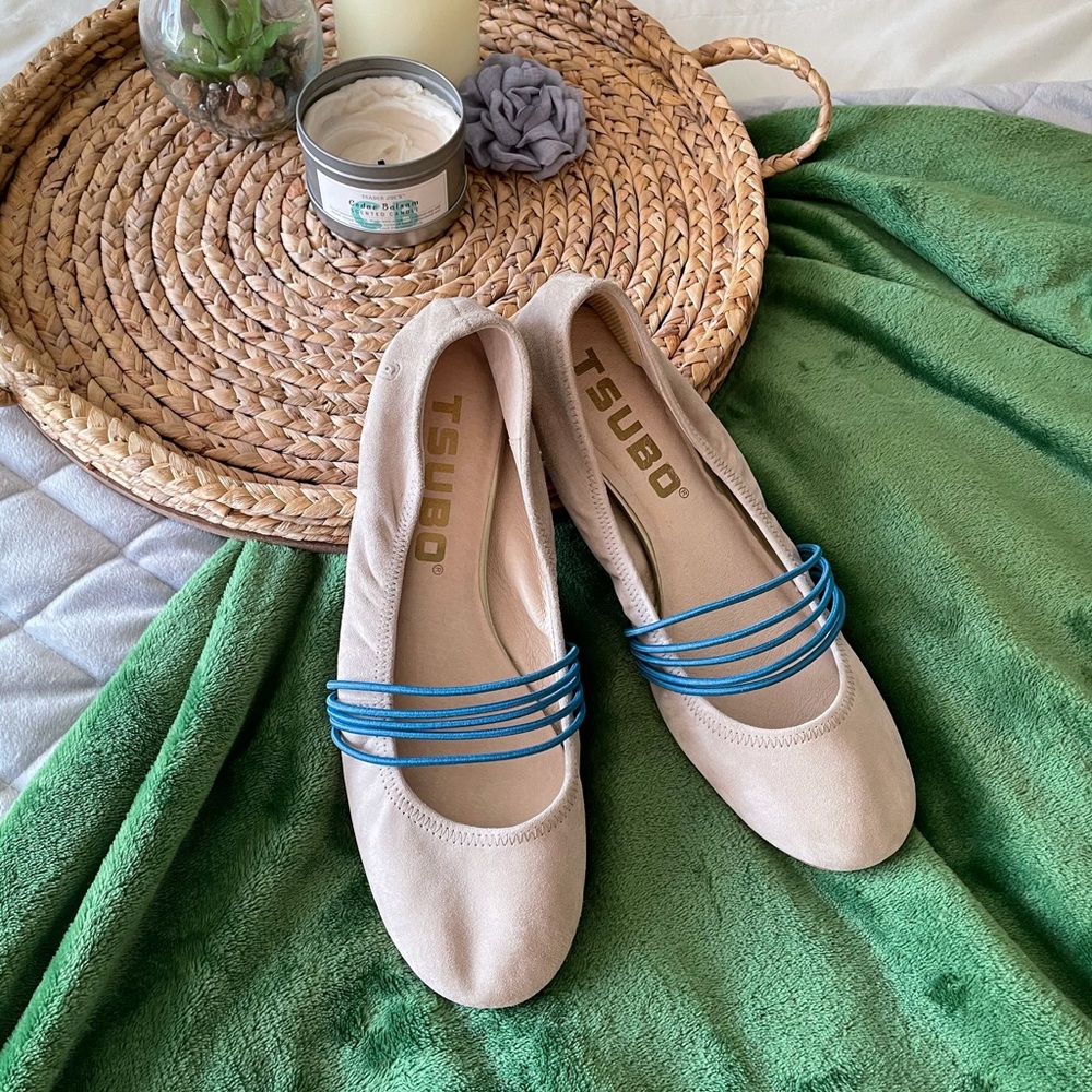 Tsubo Suede Honnor Ruched Ballet Flat